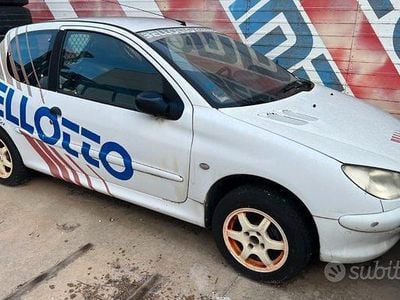 Begagnad Peugeot 206