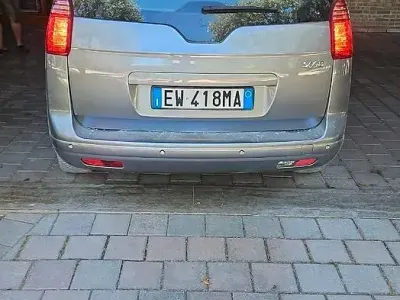 Usata Peugeot 5008