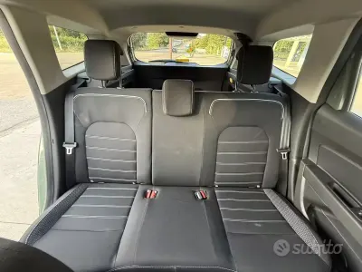 Usata Dacia Duster Journey 101 CV (74 kW) 2023 Verde SUV