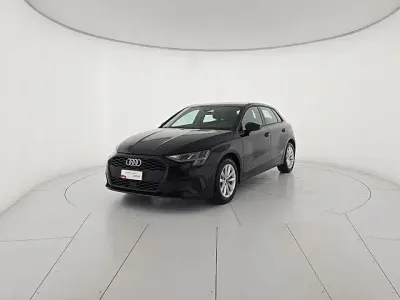 Usata Audi A3 Business 110 CV (80 kW) 2021 Nero Berlina