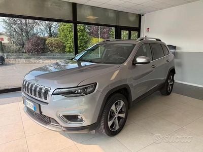 Occasion Jeep Cherokee Limited 194 ch (142 kW) 2019 Gris SUV