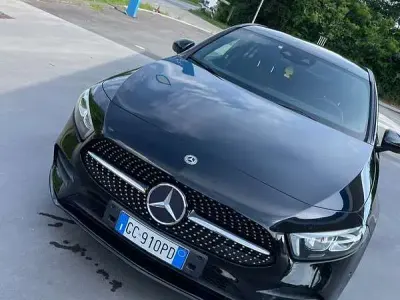 Usata Mercedes A180 Premium 116 CV (85 kW) 2020 Berlina