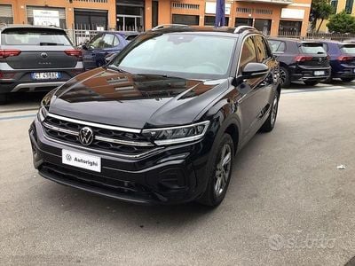 Usata VW T-Roc R-line 150 CV (110 kW) 2023 Nero SUV