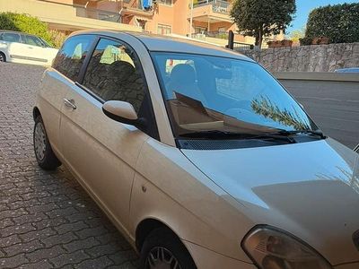 Usata Lancia Ypsilon 60 CV (44 kW) 2006 Giallo Utilitaria