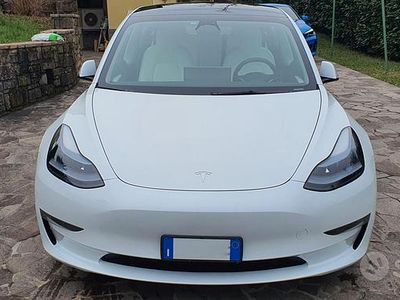 Usata Tesla Model 3 Performance 461 kW (627 CV) 2023 Bianco Berlina