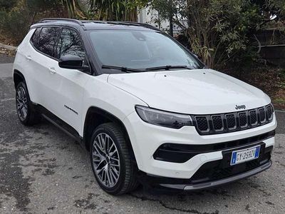Usado Jeep Compass Summit 131 CV (96 kW) 2025 Blanco SUV