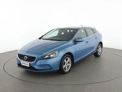 Usata Volvo V40 Momentum 150 CV (110 kW) 2016 Blu Station wagon