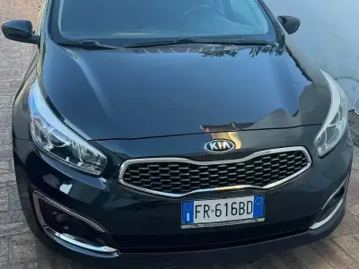 Usata Kia Ceed 110 CV (80 kW) 2018 Nero Utilitaria