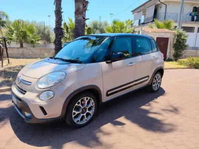 Usata Fiat 500L Trekking 105 CV (77 kW) 2014 Beige Monovolume