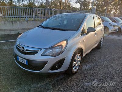 Usata Opel Corsa 75 CV (55 kW) 2015 Bianco Utilitaria
