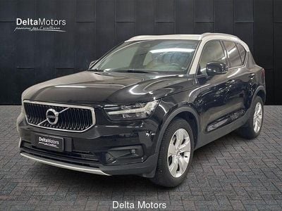 Usata Volvo XC40 Momentum 190 CV (139 kW) 2018 Nerazzurro metallizzato SUV