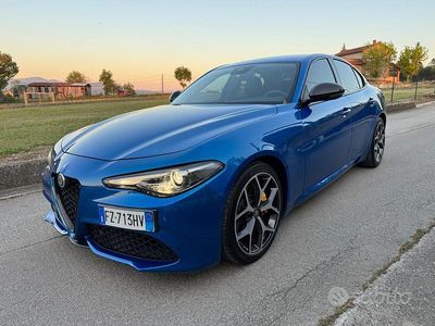 Usata Alfa Romeo Giulia Tech Edition 190 CV (139 kW) 2020 Blu Berlina