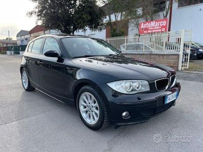 usata BMW 120 d 5 porte Attiva