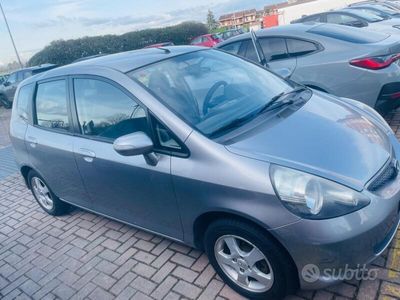 usata Honda Jazz 1.4 benzina euro 4 full optional