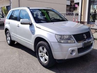 Usata Suzuki Grand Vitara 131 CV (96 kW) 2006 Argento SUV
