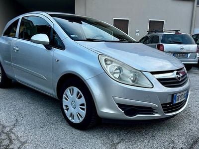 Usata Opel Corsa Sport 80 CV (58 kW) 2008 Grigio Berlina