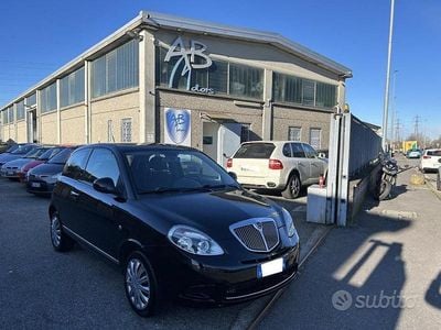 Usata Lancia Ypsilon 69 CV (50 kW) 2011 Nero Utilitaria