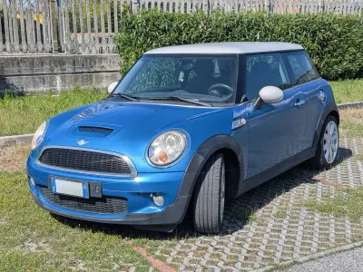 Usata Mini Cooper S 174 CV (127 kW) 2006 Blu/azzurro Utilitaria