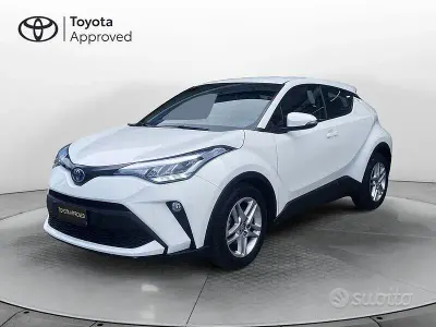 Usata Toyota C-HR Business Edition 122 CV (89 kW) 2023 Bianco SUV