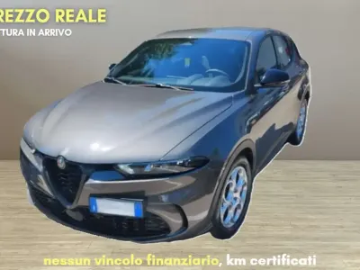 Usata Alfa Romeo Tonale Sprint 131 CV (96 kW) 2023 Grigio vesuvio SUV