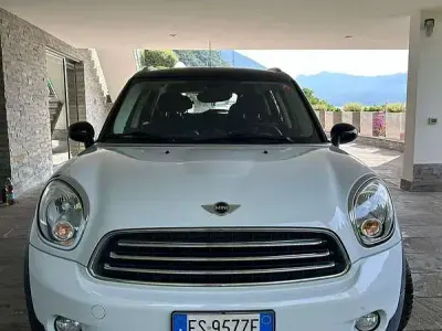 Usata Mini One D Countryman 90 CV (66 kW) 2013 Bianco SUV