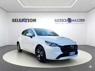 Begagnad Mazda 2 Center-Line 75 HK (55 kW) 2023 Vit Halvkombi