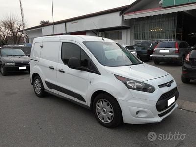 Begagnad Ford Transit Connect 101 HK (74 kW) 2016 Vit Minibuss