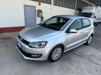 Usata VW Polo Highline 82 CV (60 kW) 2012 Argento Utilitaria