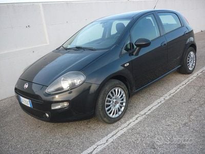 Usata Fiat Punto Easy 69 CV (50 kW) 2013 Nero Utilitaria