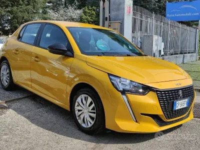 Gebraucht Peugeot 208 Active 75 PS (55 kW) 2023 Gold Kleinwagen