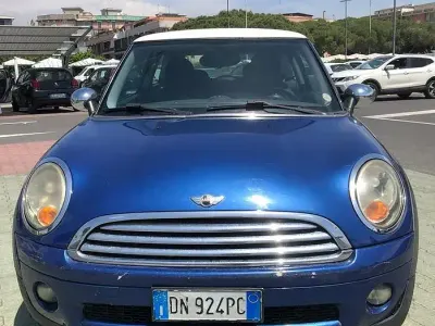 Usata Mini Cooper D 109 CV (80 kW) 2008 Bluazzurro Utilitaria