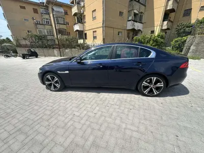 Usata Jaguar XE Pure 179 CV (131 kW) 2017 Berlina
