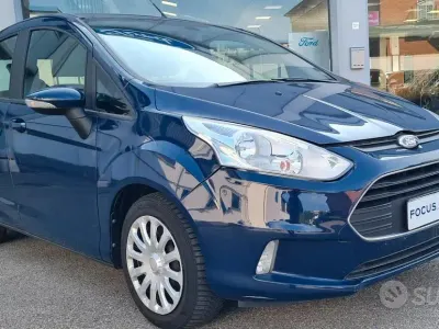 Usata Ford B-MAX 75 CV (55 kW) 2017 Blu/azzurro Monovolume