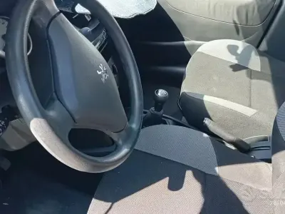 Gebraucht Peugeot 207 68 PS (50 kW) 2007 Grau Limousine