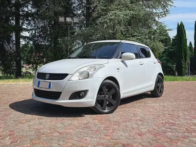 Usata Suzuki Swift GL 75 CV (55 kW) 2011 Bianco Utilitaria