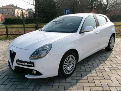 Begagnad Alfa Romeo Giulietta 120 HK (88 kW) 2018 Vit Halvkombi