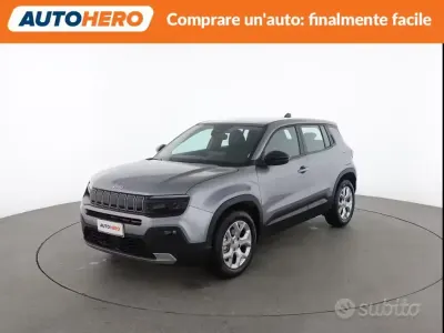 Usado Jeep Avenger 101 HP (74 kW) 2025 Cinzento SUV