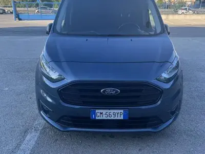 Usata Ford Transit Trend 136 CV (100 kW) 2023 Blu/azzurro Furgone