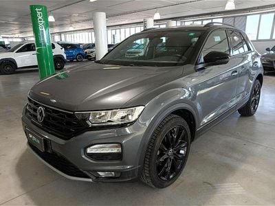 Usata VW T-Roc Style 110 CV (80 kW) 2022 Grigio platino SUV