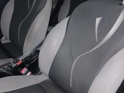 Usata Lancia Ypsilon 143 CV (105 kW) 2000 Grigio Utilitaria