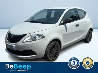 Usata Lancia Ypsilon S 69 CV (50 kW) 2018 Argento metallizzato Utilitaria