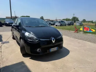 Usata Renault Clio IV 73 CV (53 kW) 2013 Nero Berlina