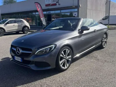 Usata Mercedes C220 170 CV (125 kW) 2017 Grigio Cabrio