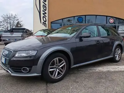 Usata Audi A4 Allroad 170 CV (125 kW) 2011 Vernice metallizzzata Station wagon
