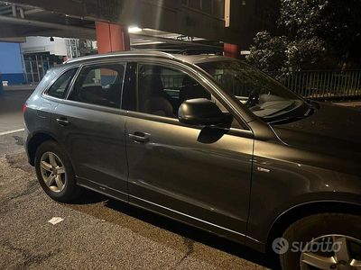 Grigio Usata 2011 Audi Q5 Advanced Plus SUV | 6000 € (Buon prezzo)