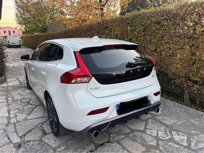 Usata Volvo V40 R-Design Momentum 114 CV (83 kW) 2013 Berlina