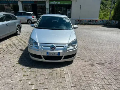 Usata VW Polo 80 CV (58 kW) 2008 Grigio Utilitaria