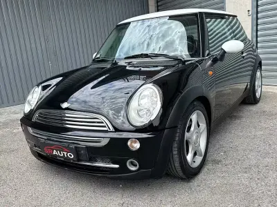 Usata Mini Cooper 116 CV (85 kW) 2005 Nero Utilitaria