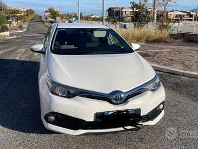 usata Toyota Auris Hybrid Auris 1.8 Hybrid Active