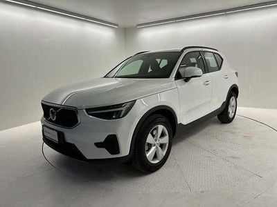 Nuova Volvo XC40 120 CV (88 kW) 2025 Bianco SUV
